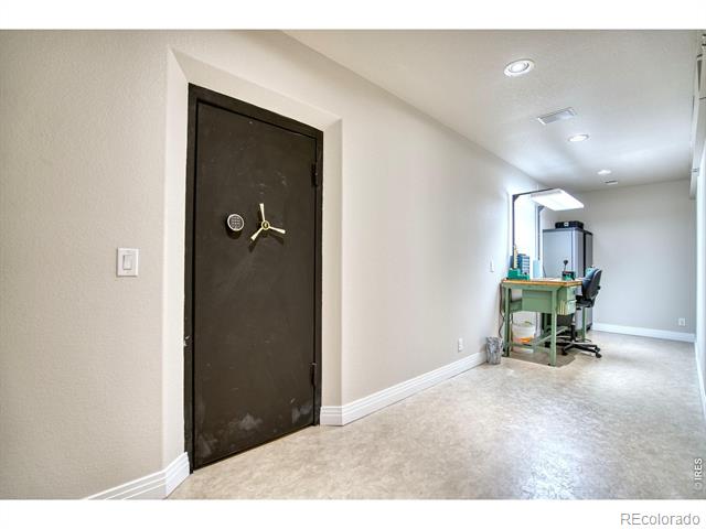 2050 Emerald Drive