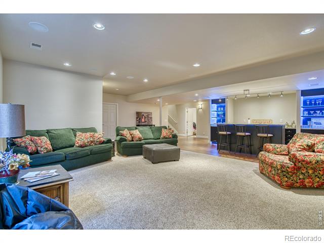 2050 Emerald Drive