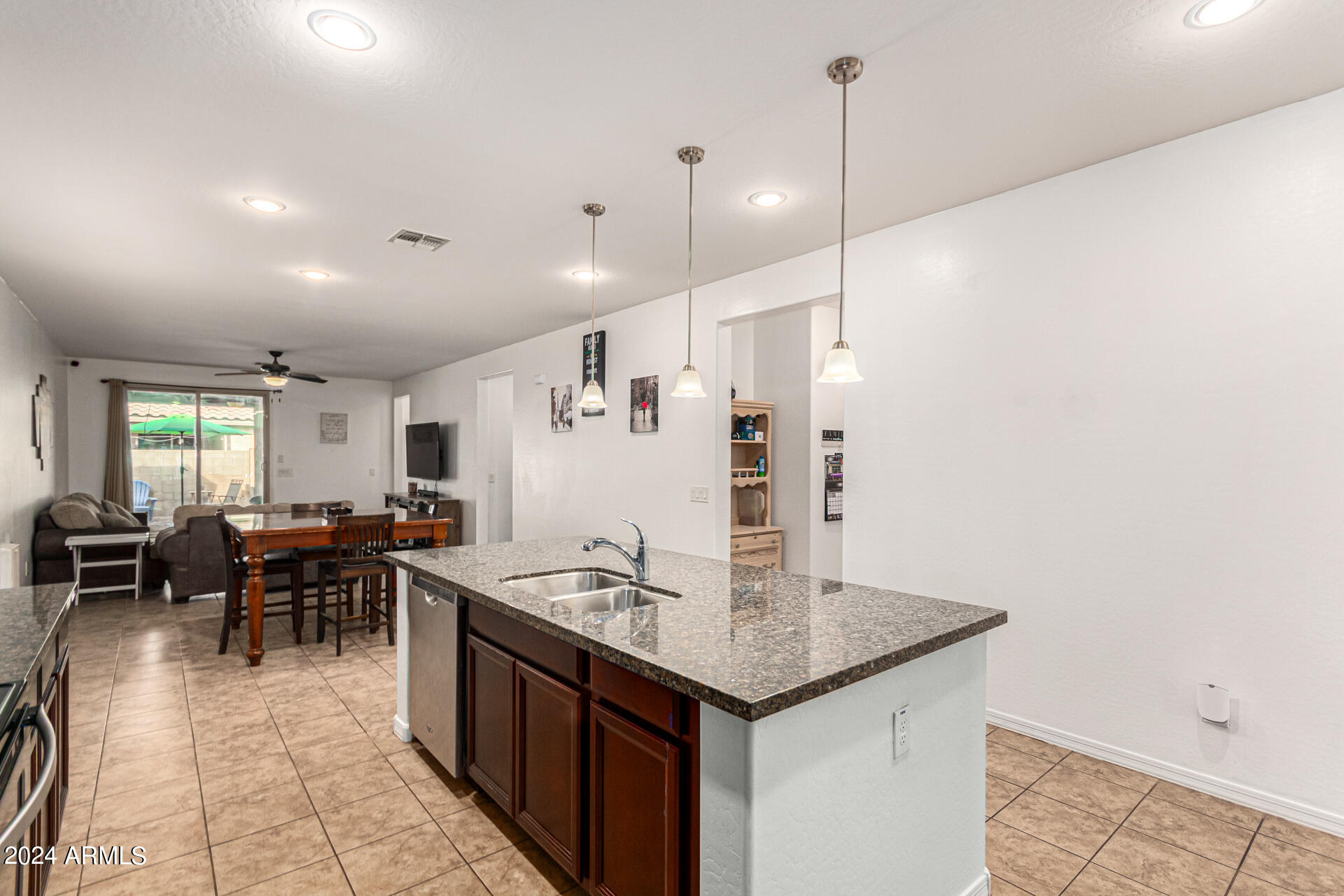 293 N CROSSCREEK Drive