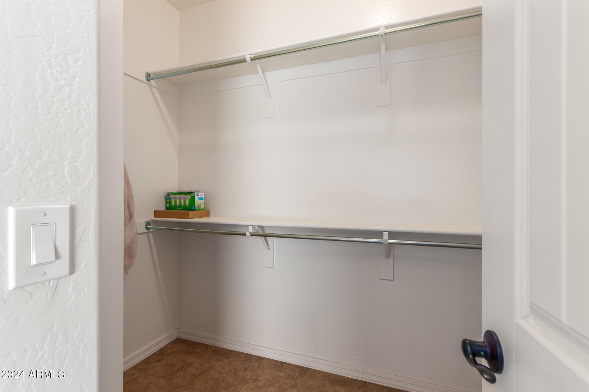 293 N CROSSCREEK Drive