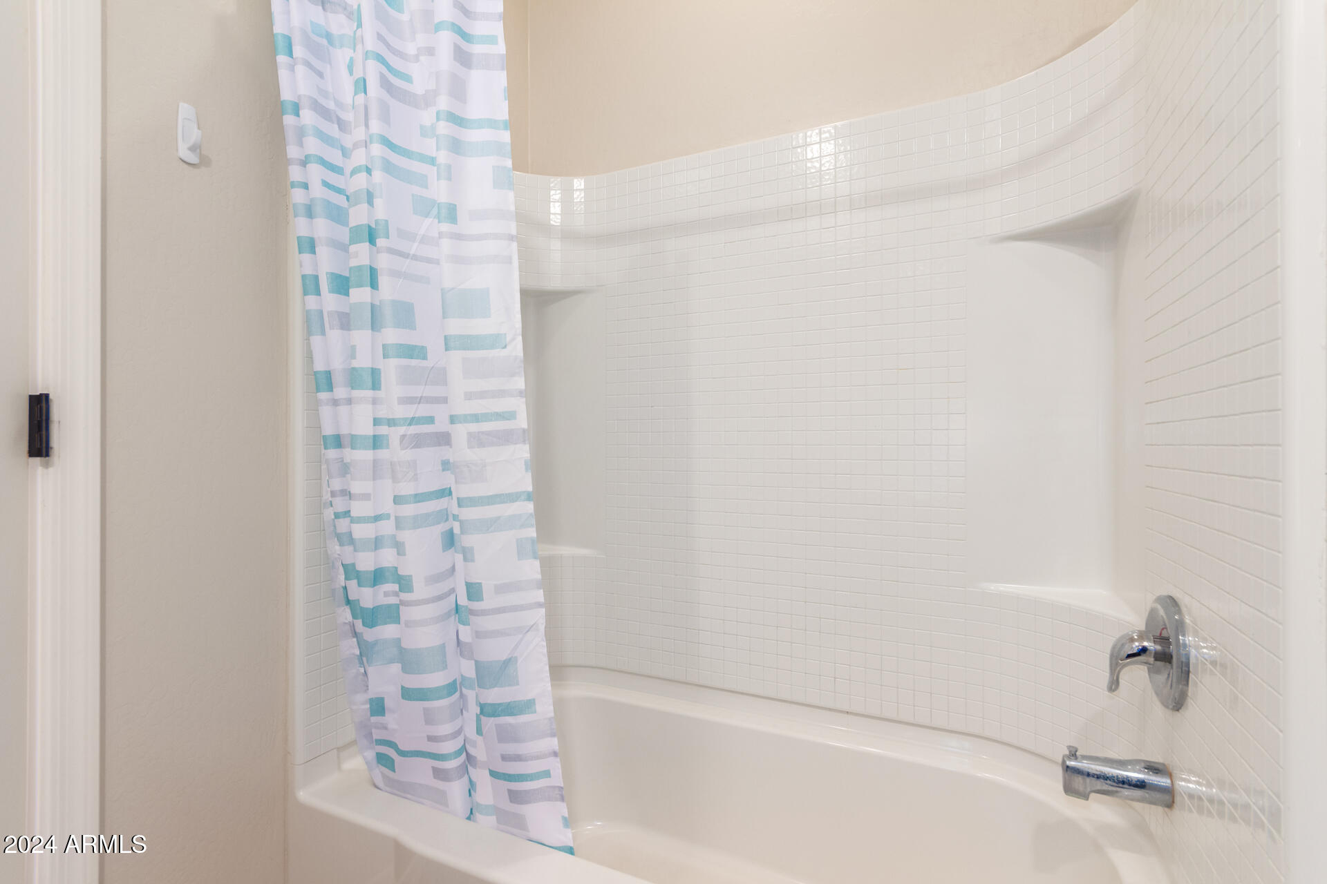 293 N CROSSCREEK Drive