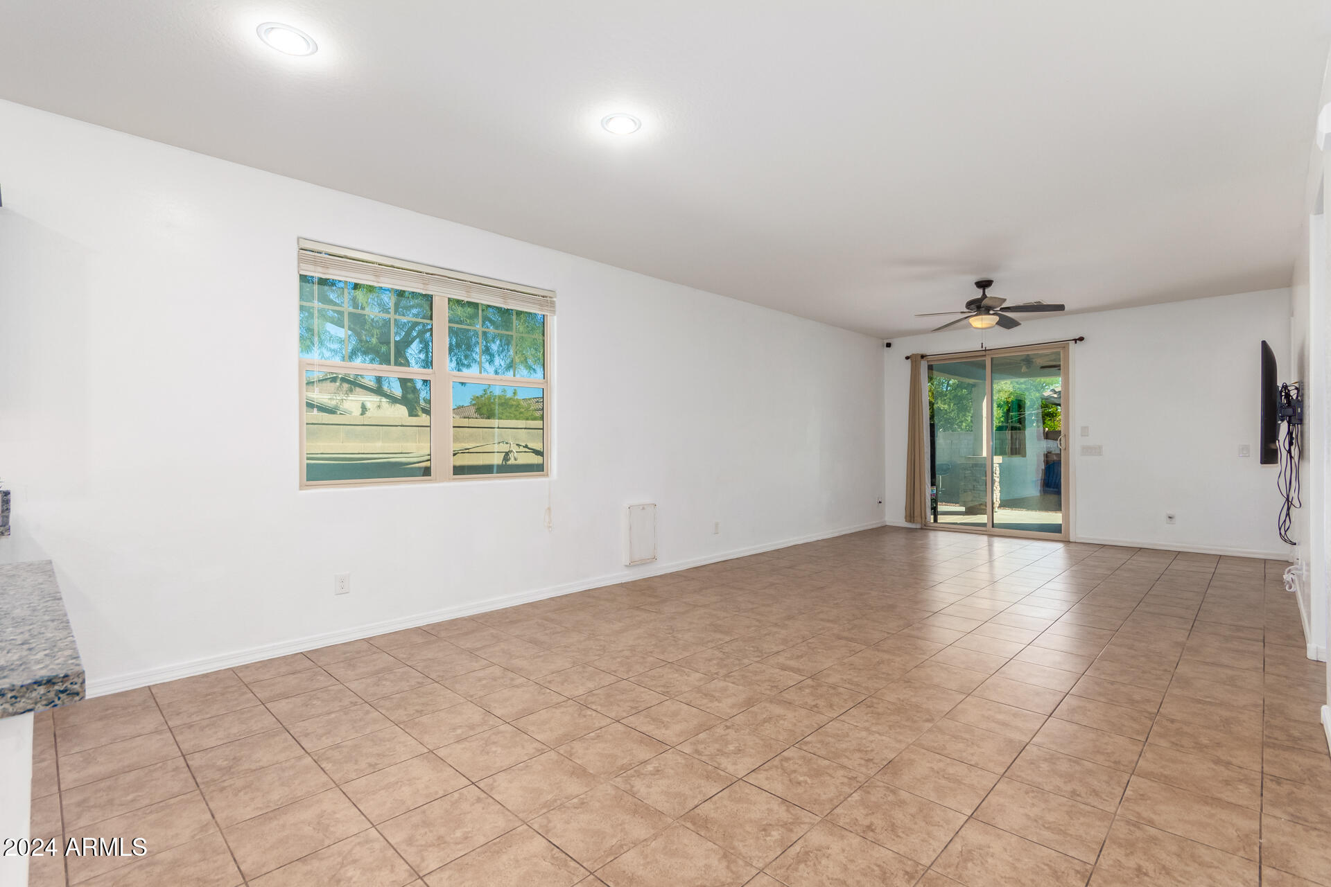 293 N CROSSCREEK Drive