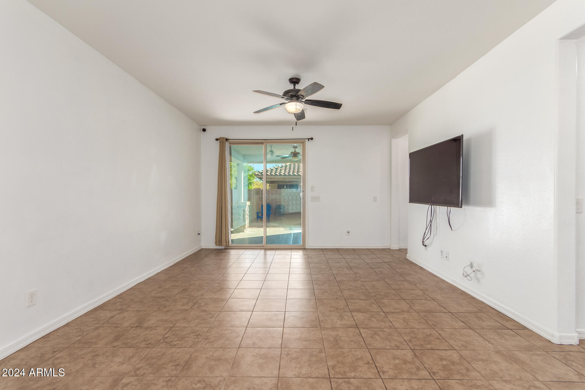 293 N CROSSCREEK Drive