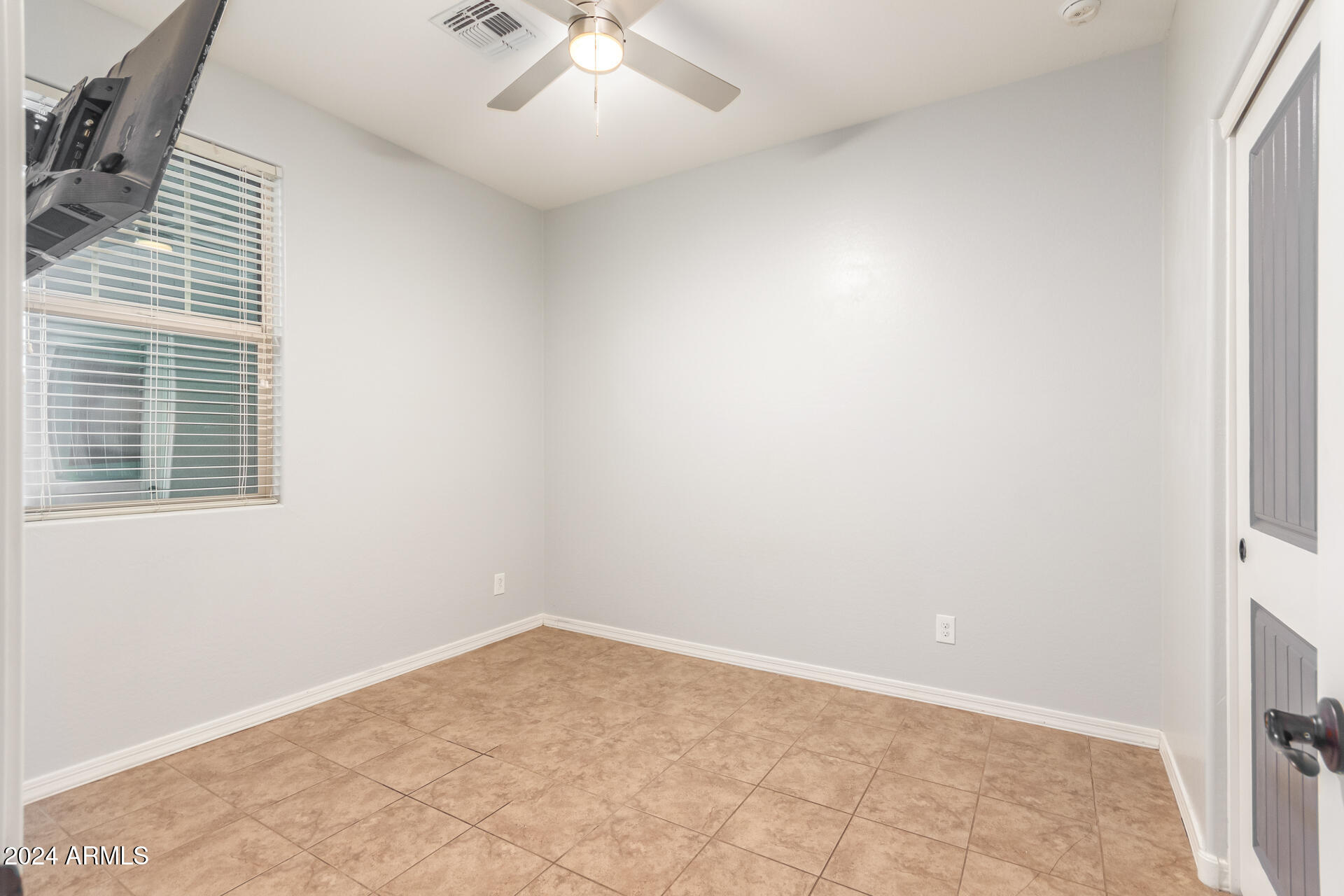 293 N CROSSCREEK Drive