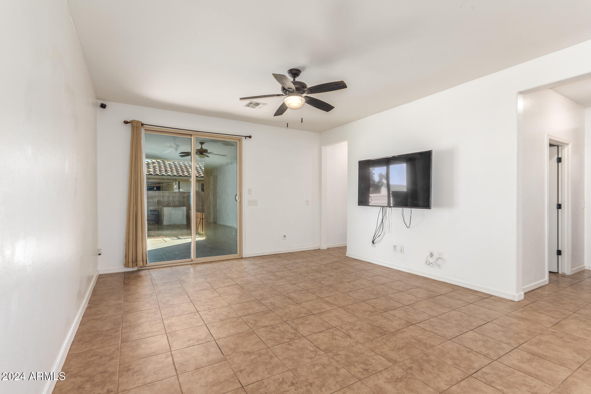 293 N CROSSCREEK Drive