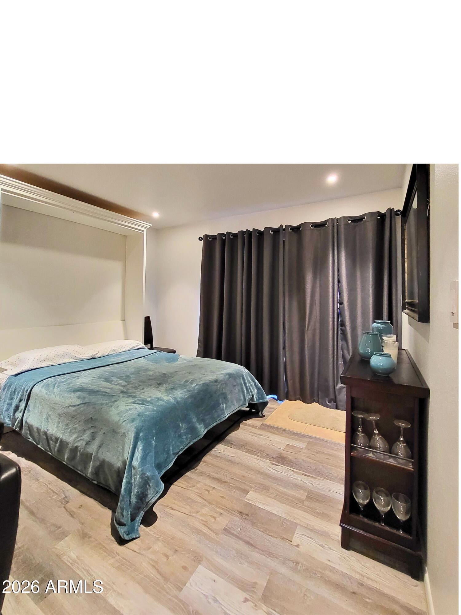 12222 N PARADISE VILLAGE Parkway S 103