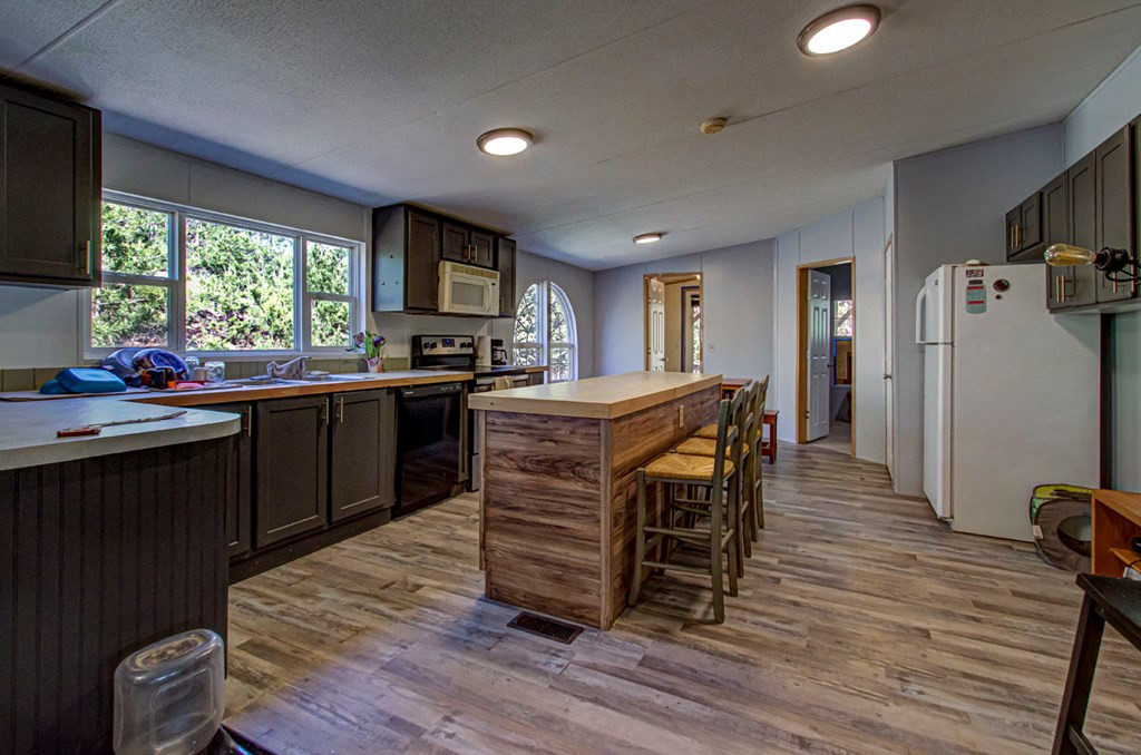 2035 Mountain Spring Way Way