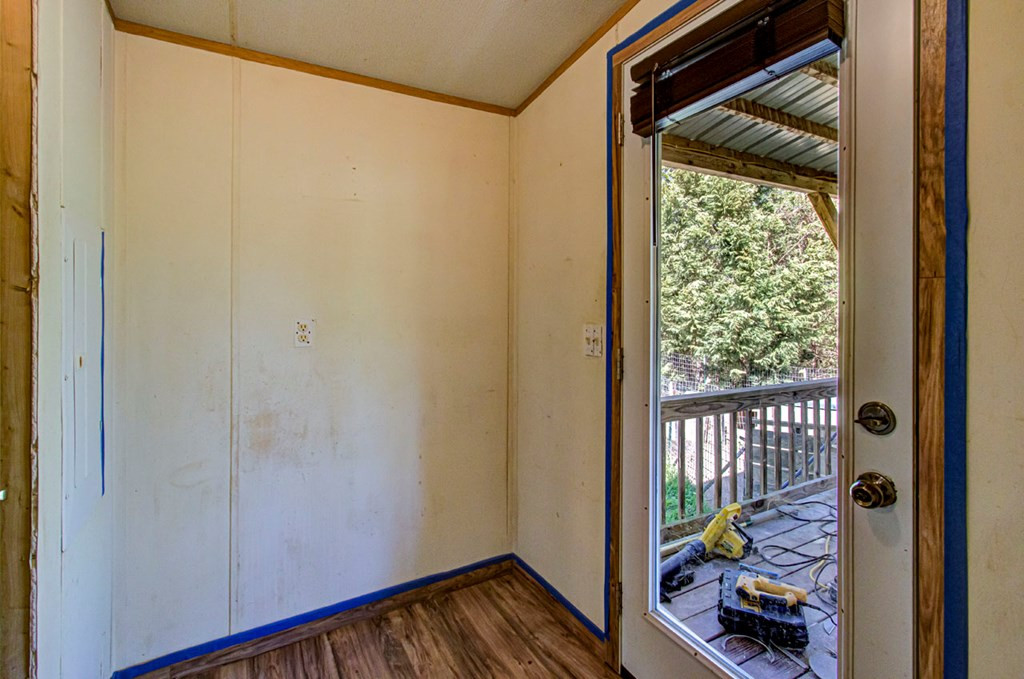 2035 Mountain Spring Way Way