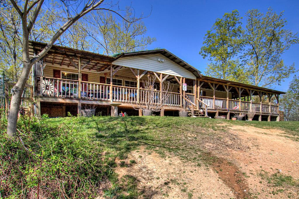 2035 Mountain Spring Way Way