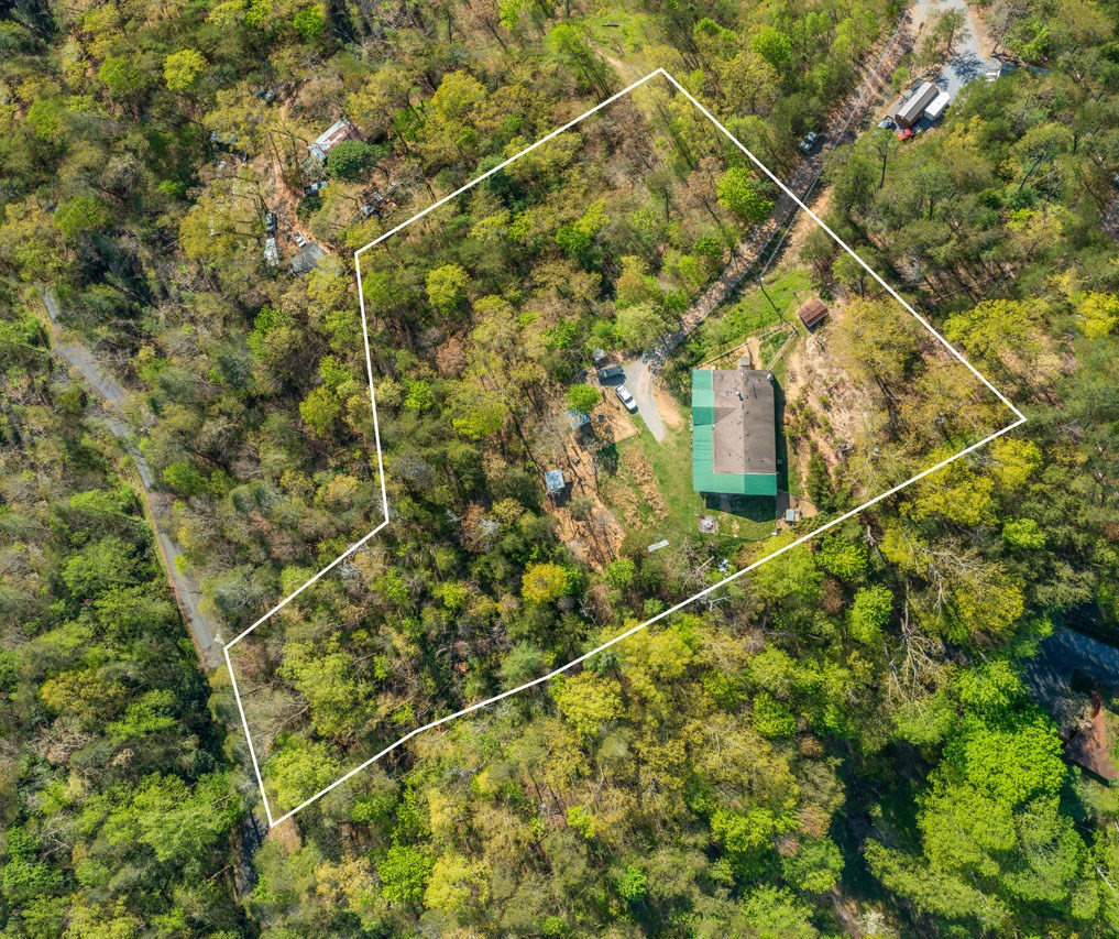 2035 Mountain Spring Way Way