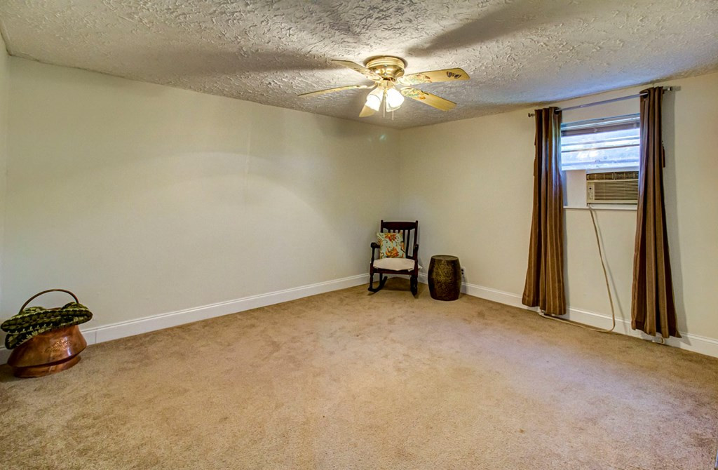 1714 Mountain Drive Drive