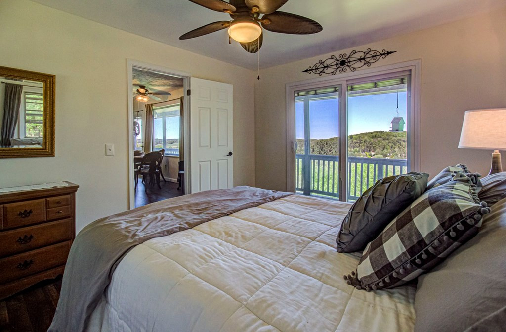 1714 Mountain Drive Drive