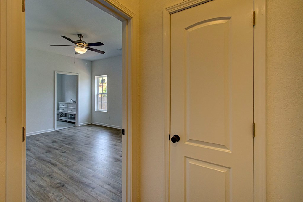 1518 Patricia Holt Boulevard Boulevard