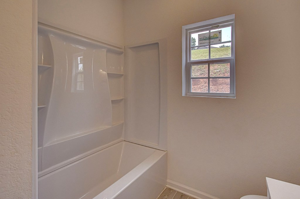 1518 Patricia Holt Boulevard Boulevard