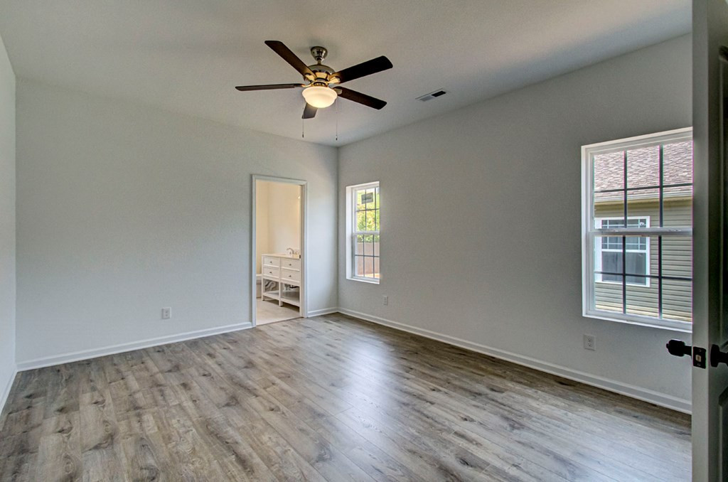 1518 Patricia Holt Boulevard Boulevard