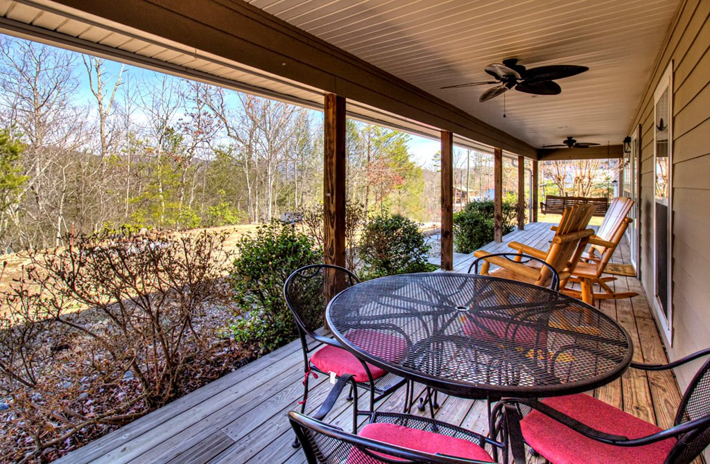 1420 Red Cedar Lane Lane
