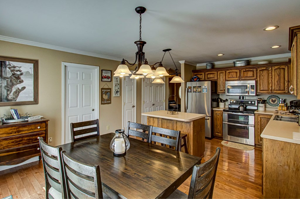 1420 Red Cedar Lane Lane