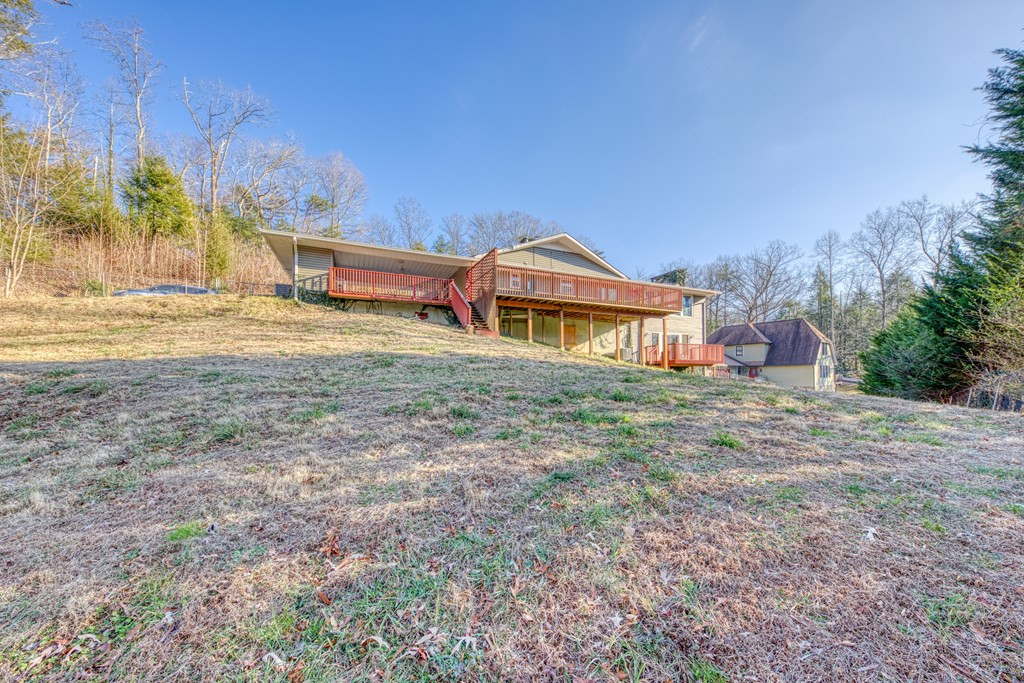 339 Robin Lane Lane
