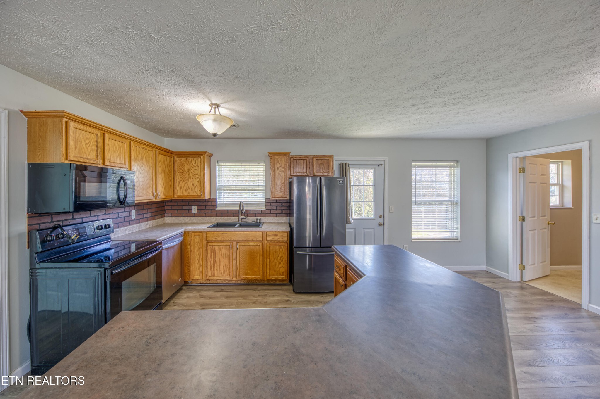2502 Bay Meadows Way