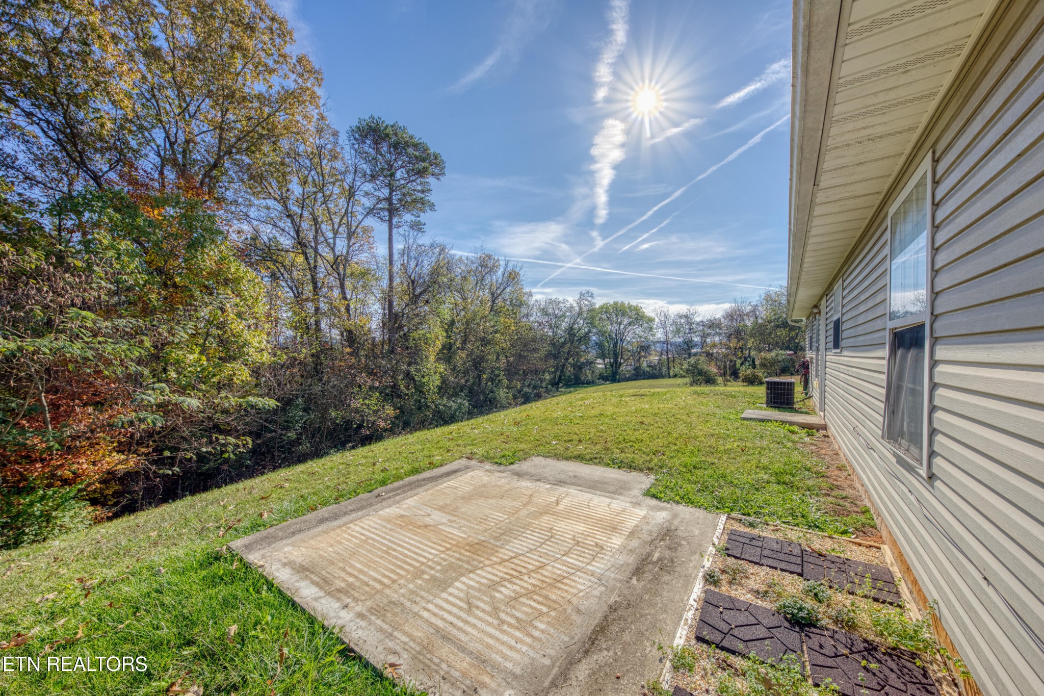 2502 Bay Meadows Way
