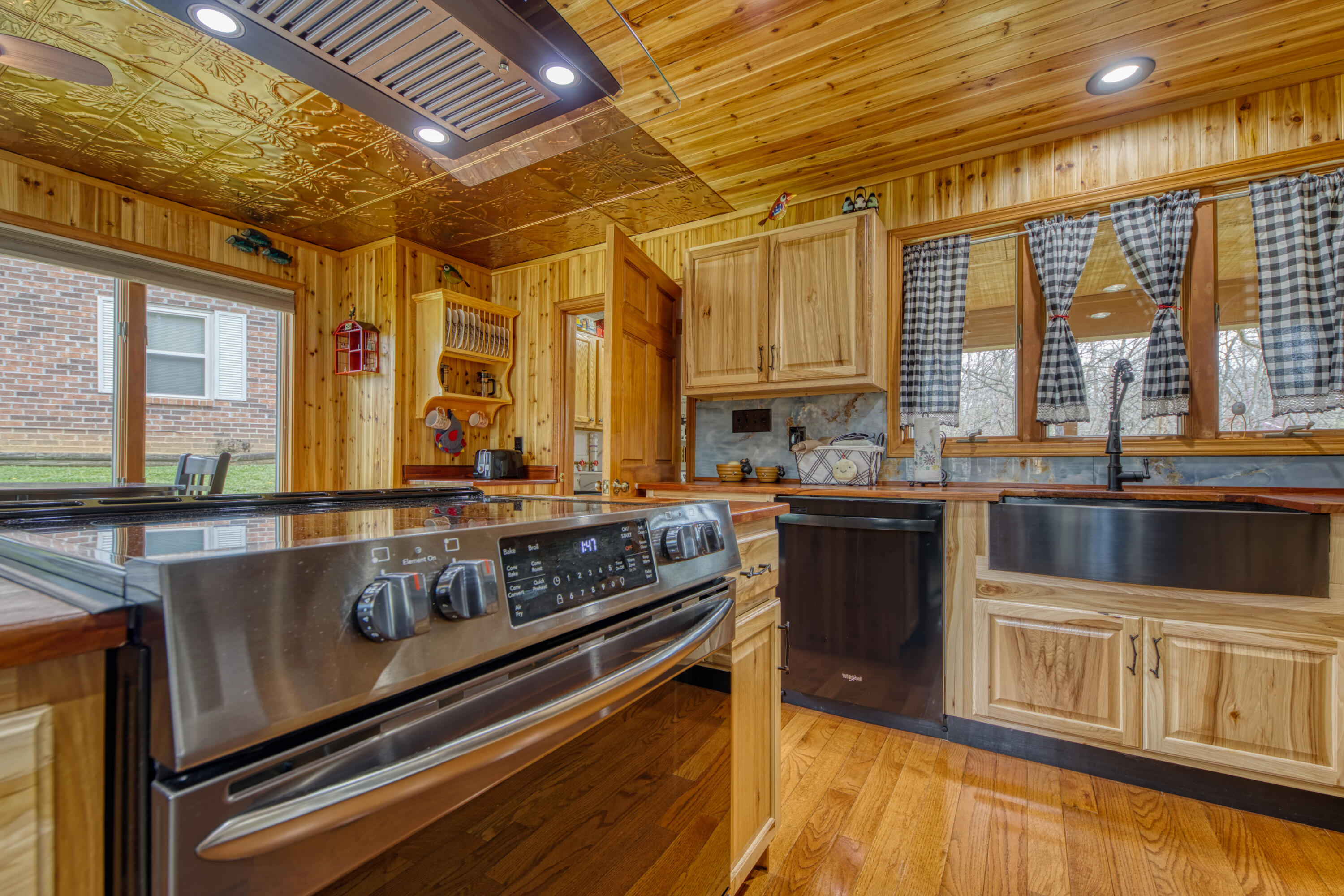 518 Arrow Circle Circle