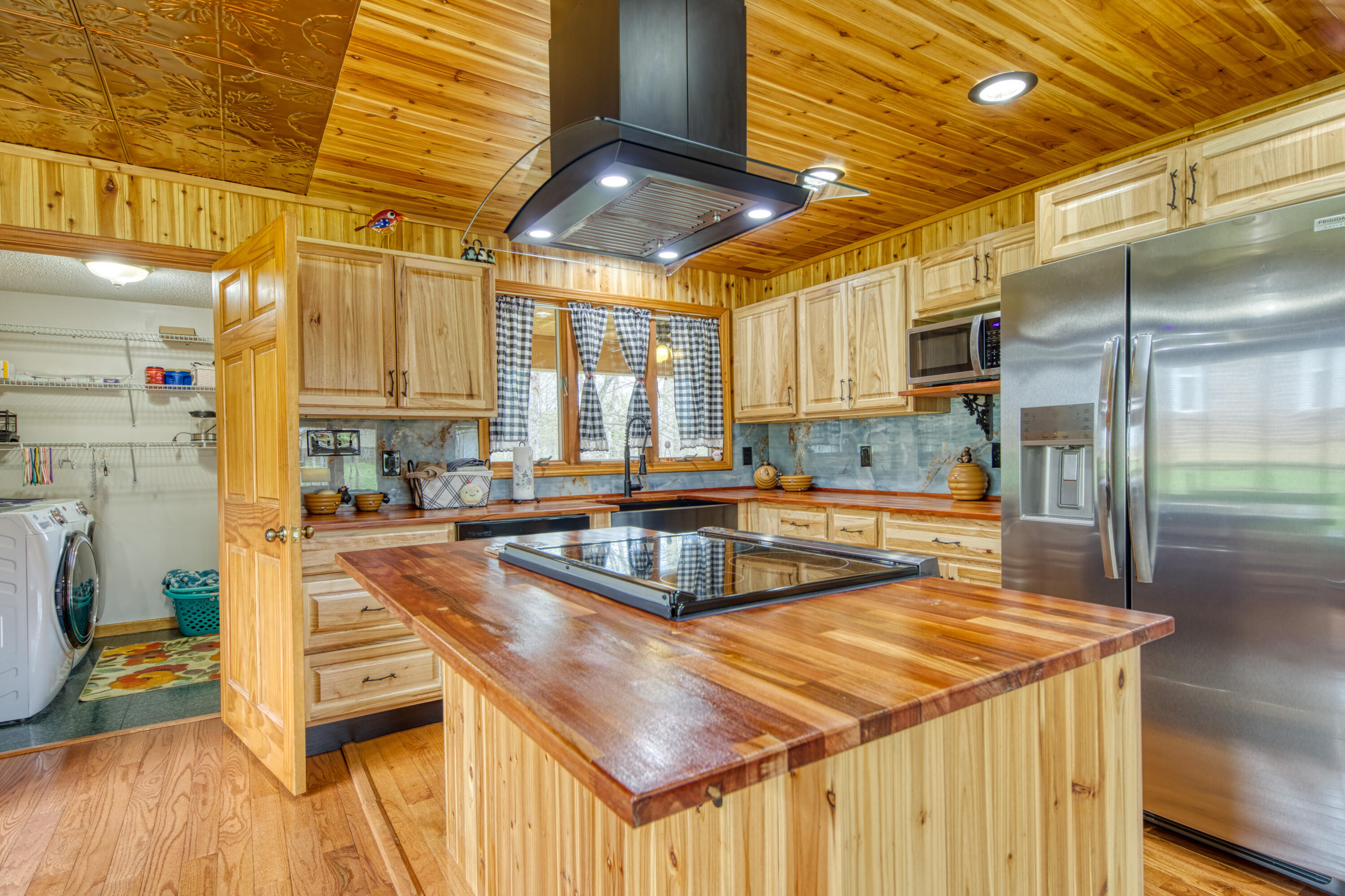 518 Arrow Circle Circle