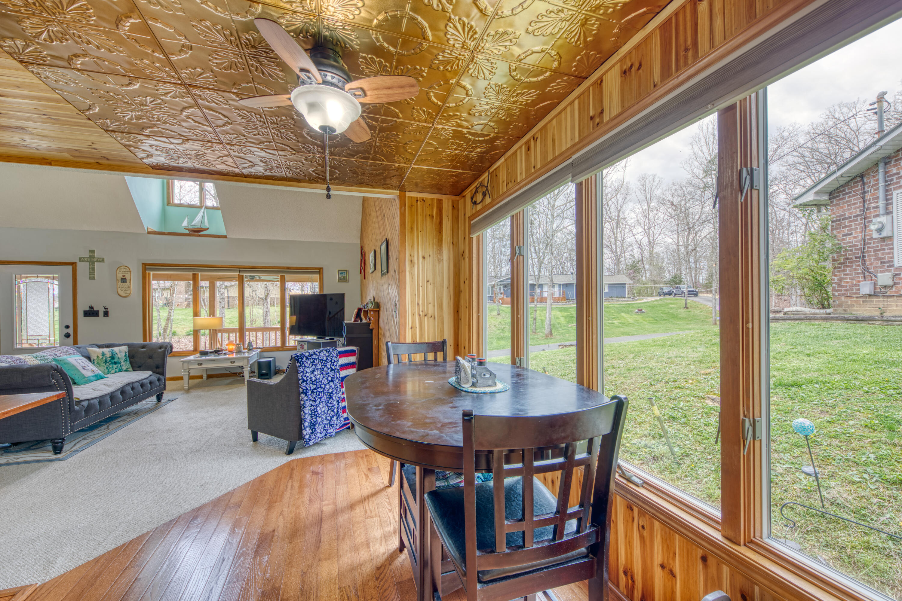 518 Arrow Circle Circle