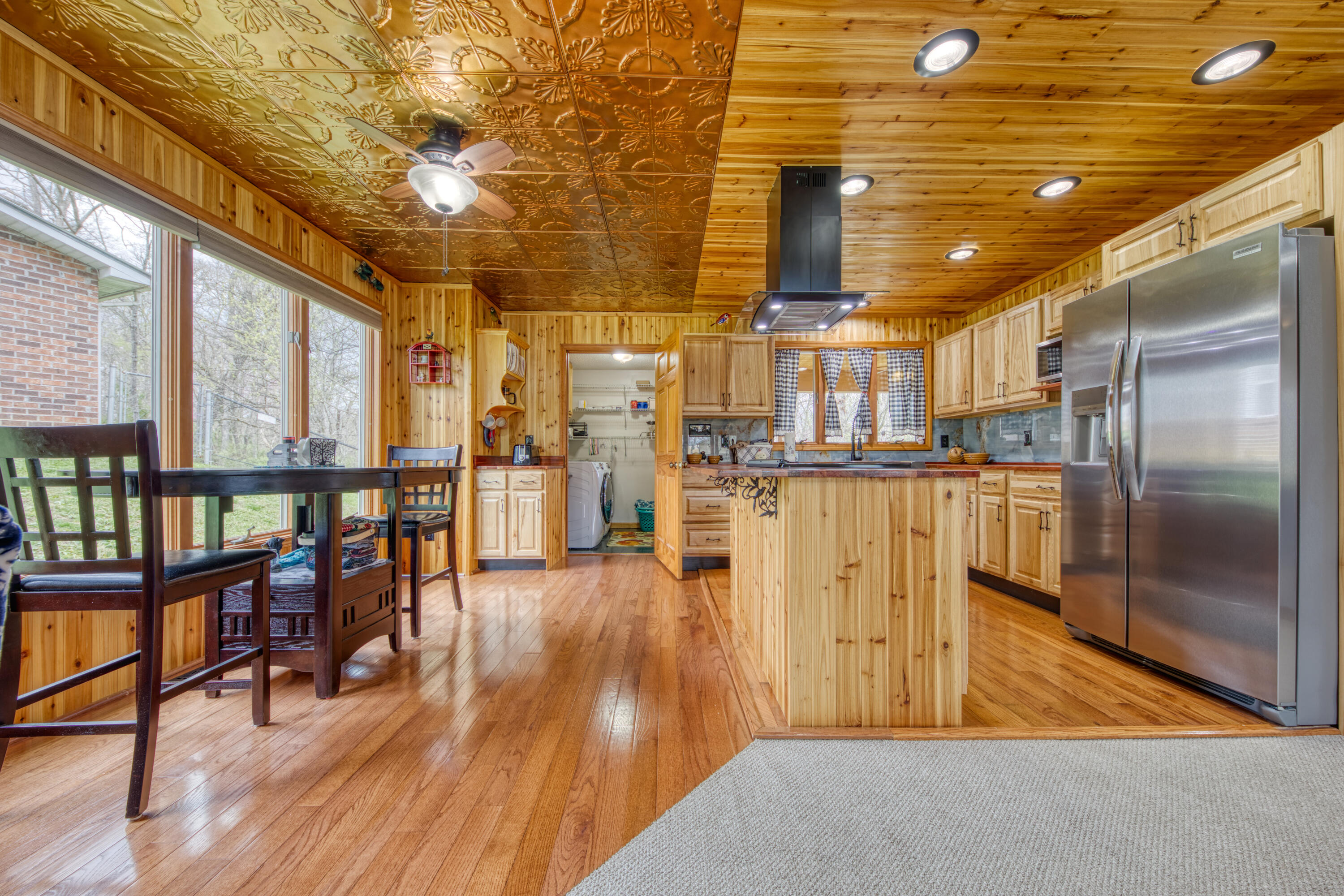 518 Arrow Circle Circle