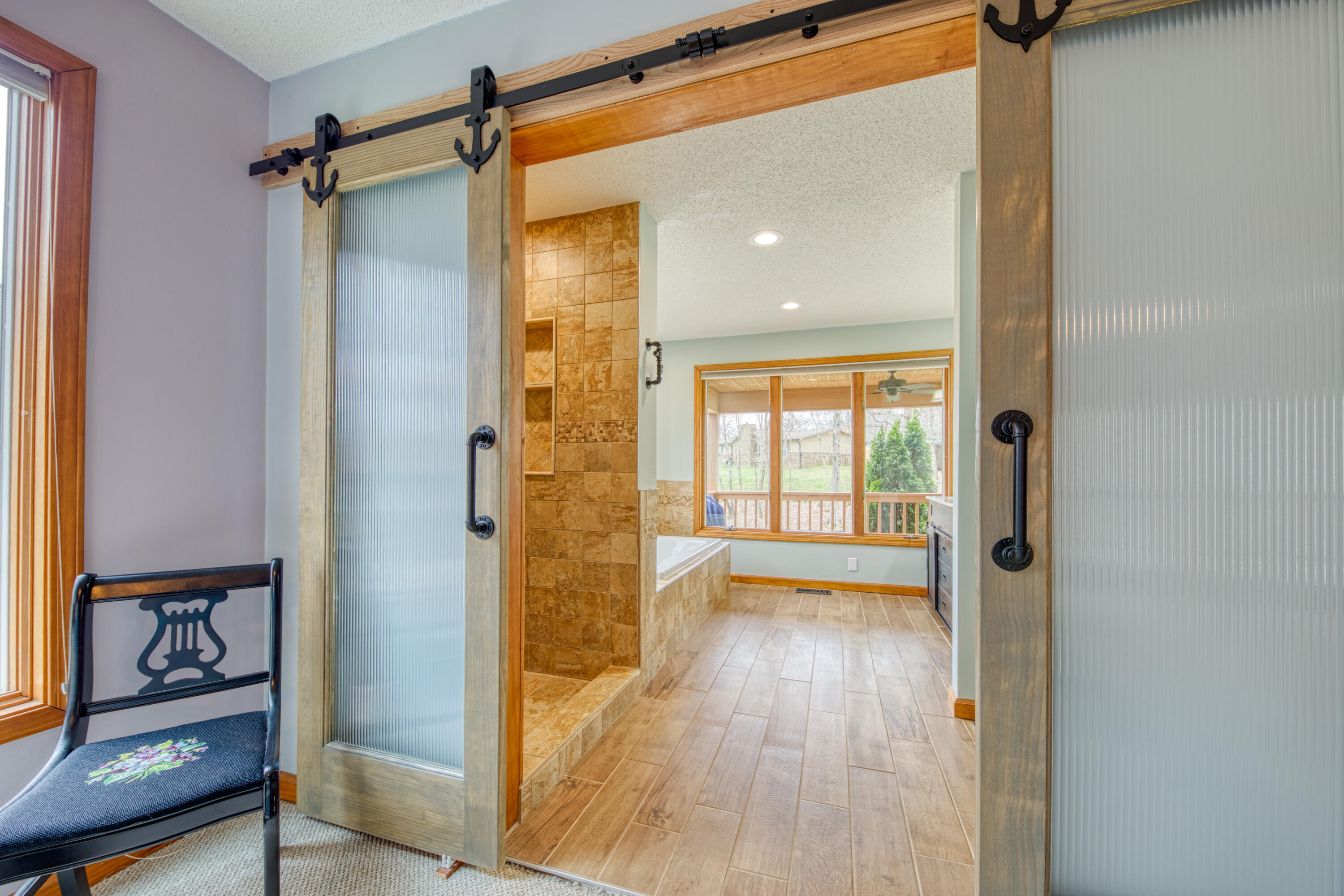 518 Arrow Circle Circle