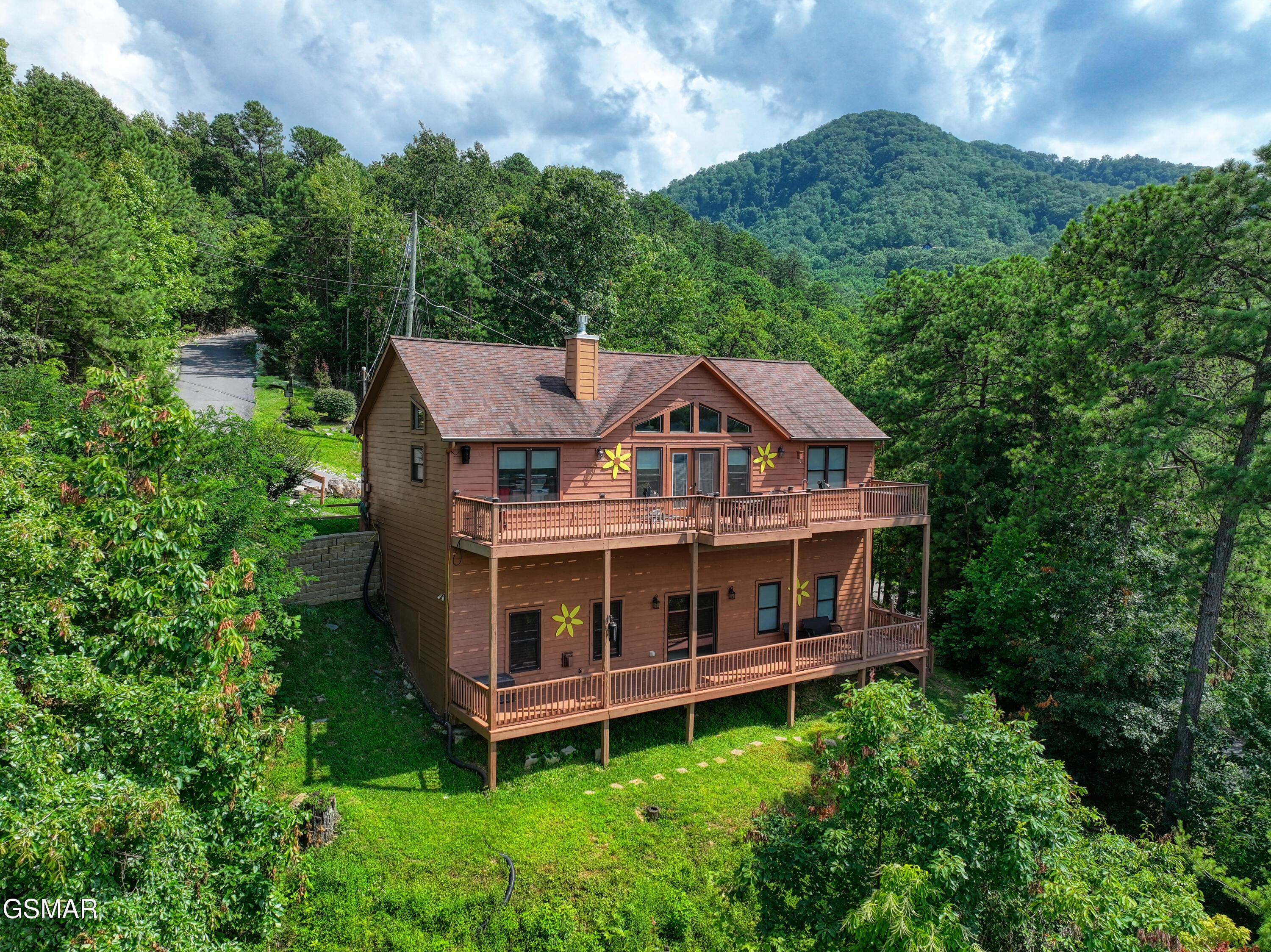 4109 Ole Smoky Way Way