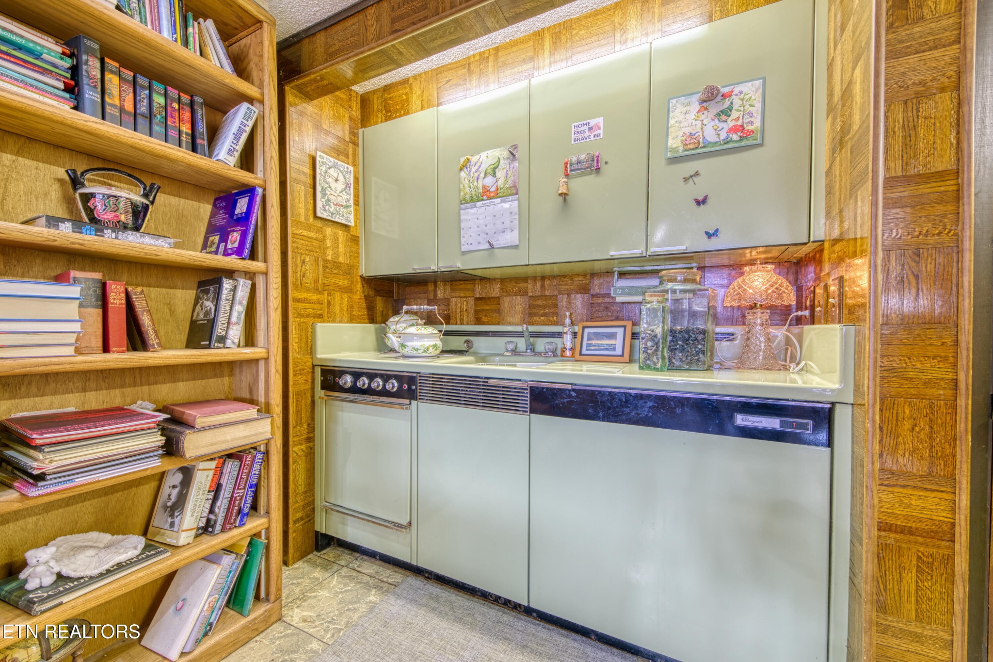 647 Sunshine Trail