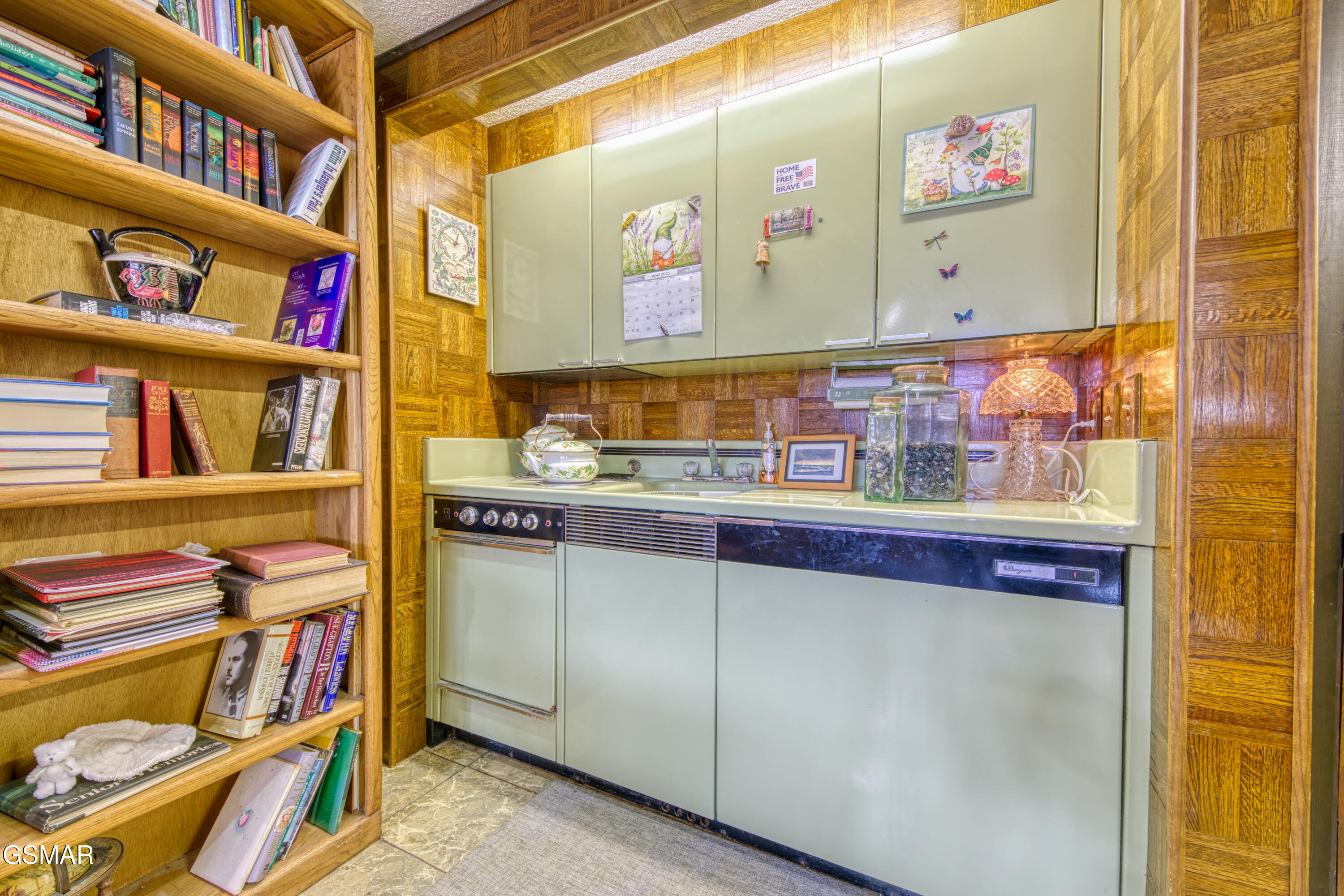 647 Sunshine Trail Trail