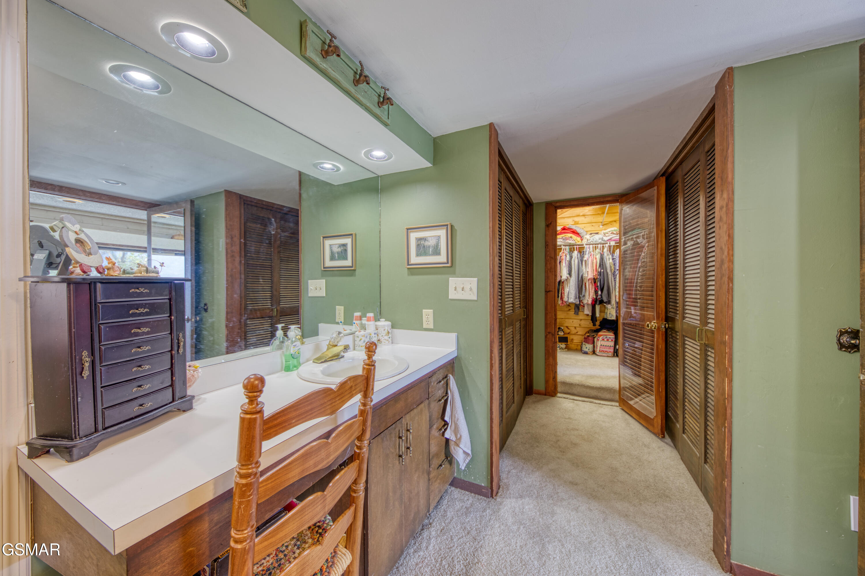 647 Sunshine Trail Trail