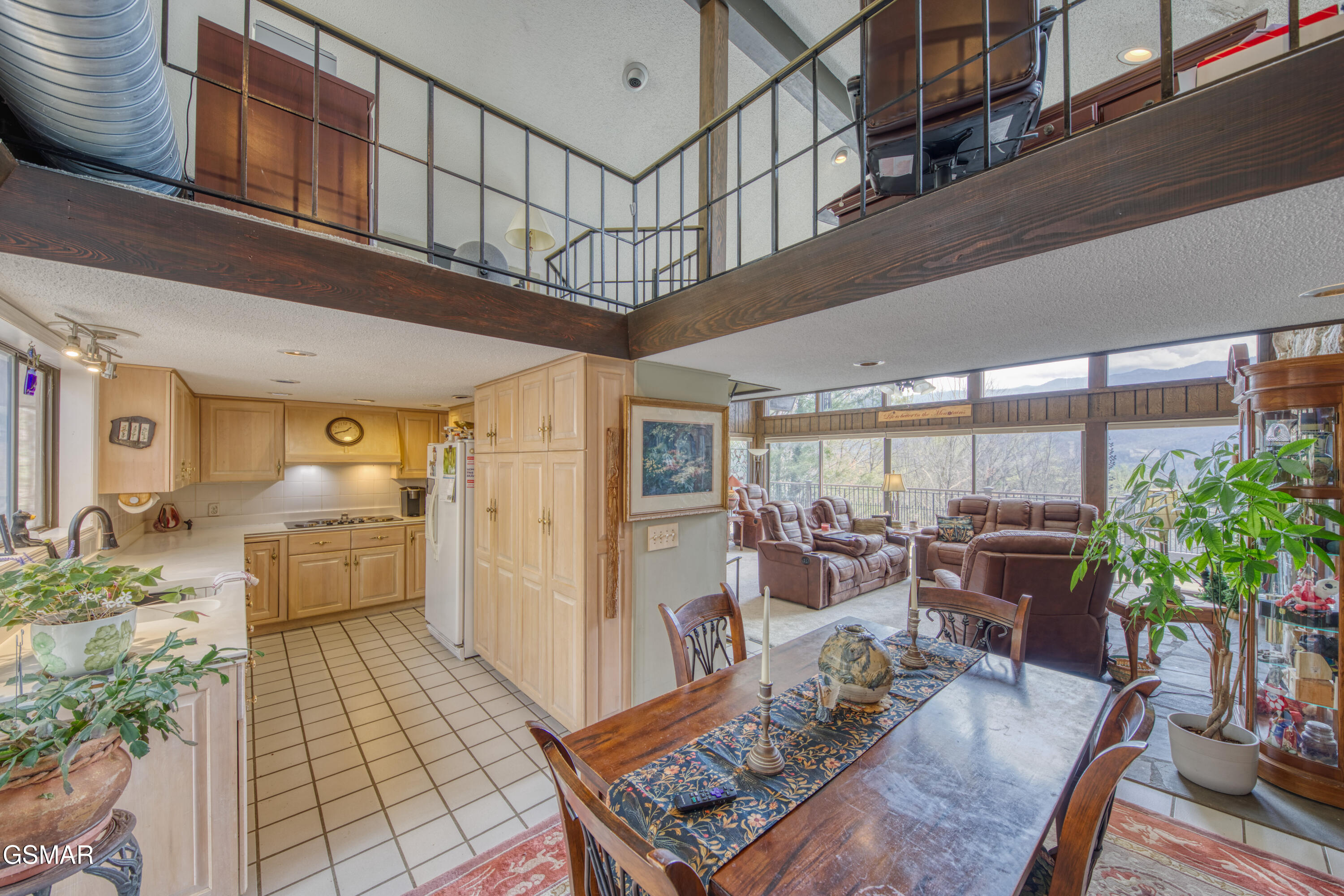 647 Sunshine Trail Trail