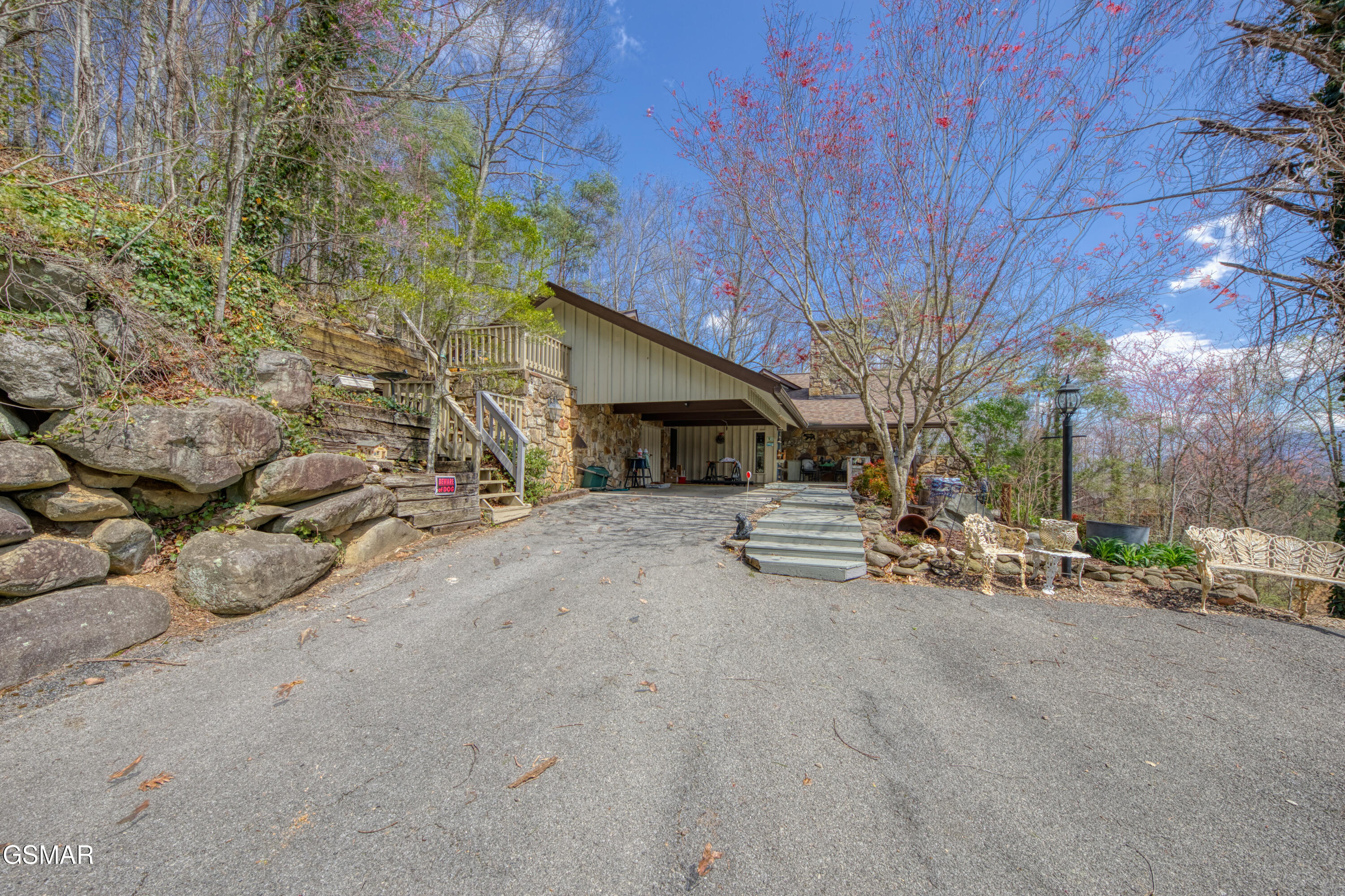 647 Sunshine Trail Trail
