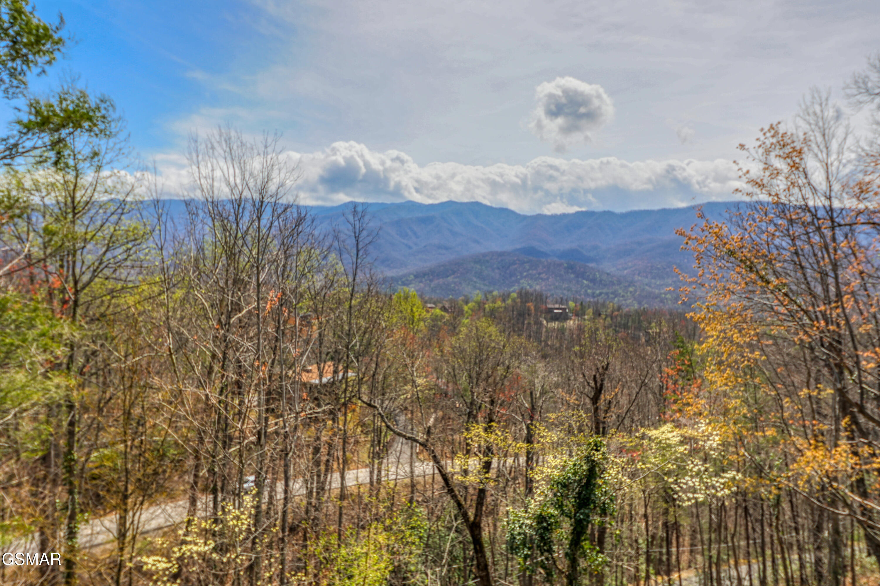 647 Sunshine Trail Trail