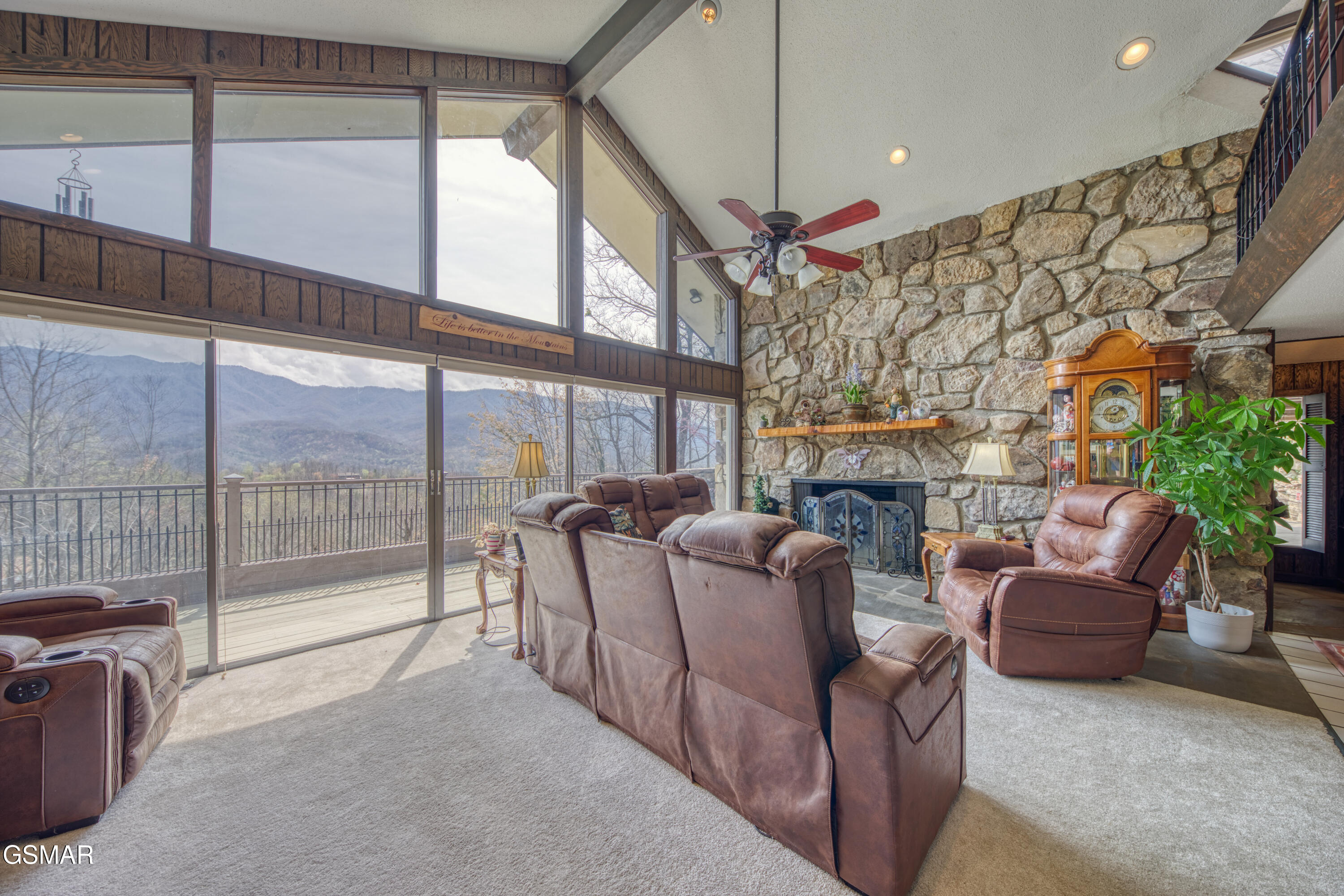 647 Sunshine Trail Trail