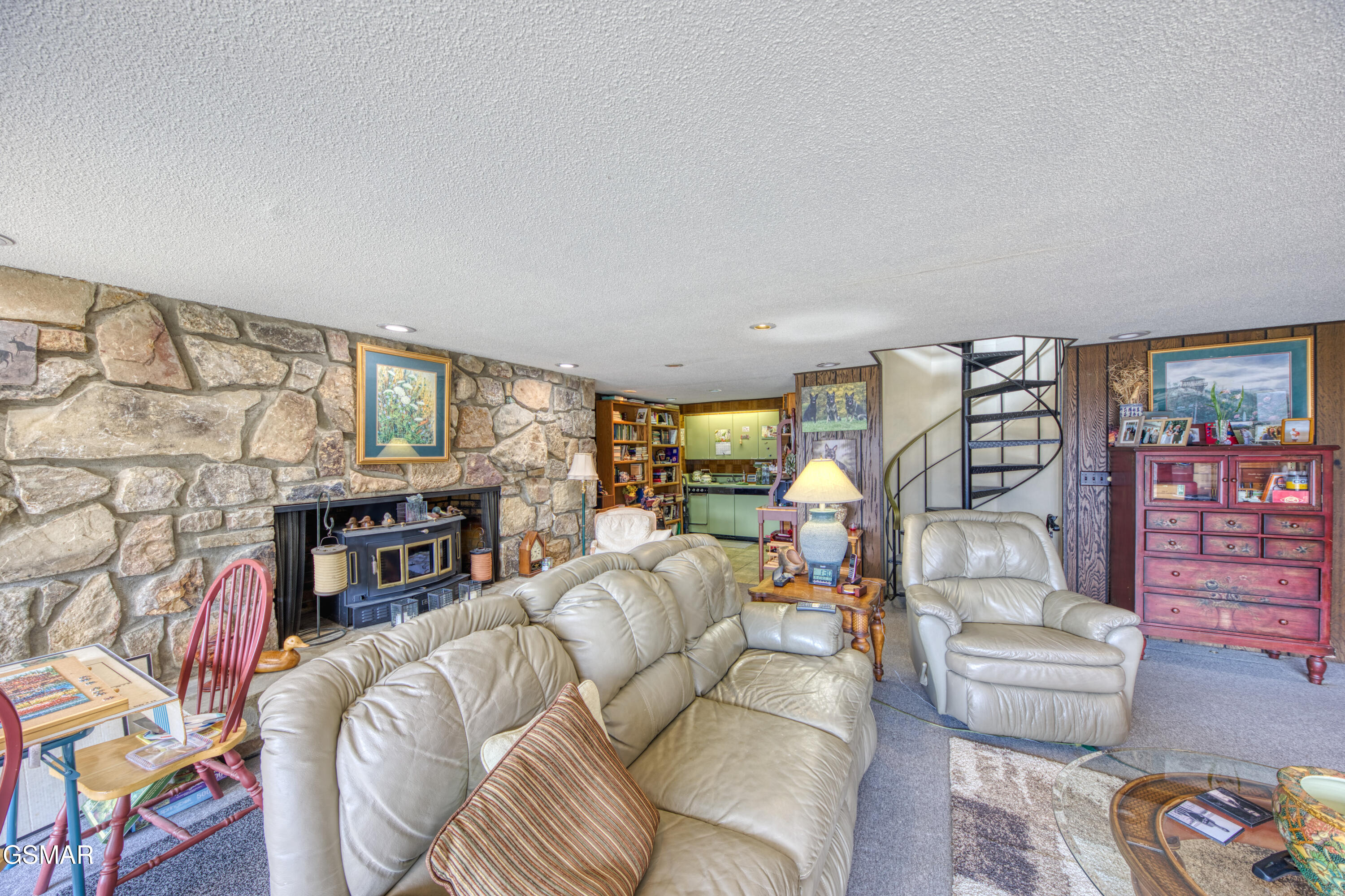 647 Sunshine Trail Trail