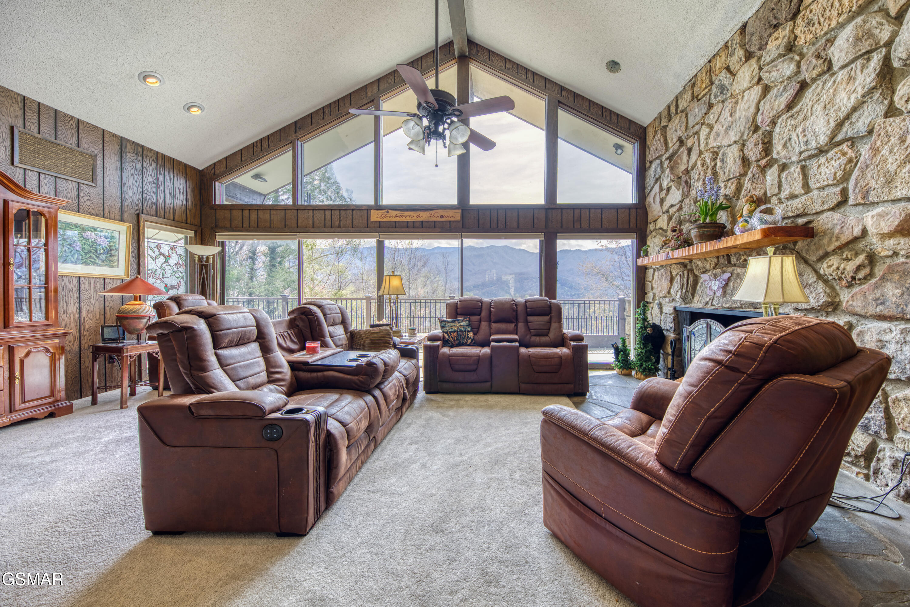 647 Sunshine Trail Trail