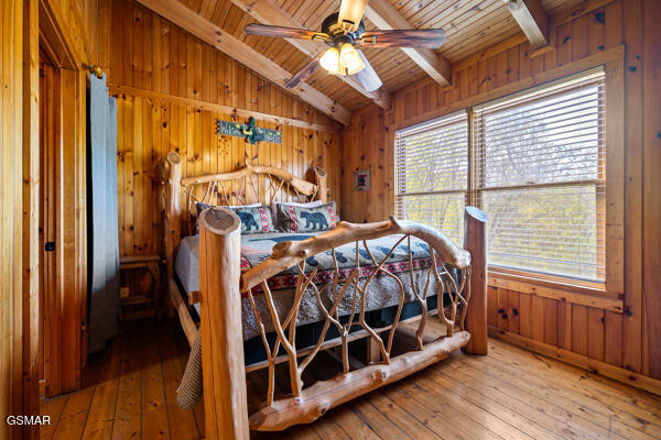 2415 N School House Gap Road Road