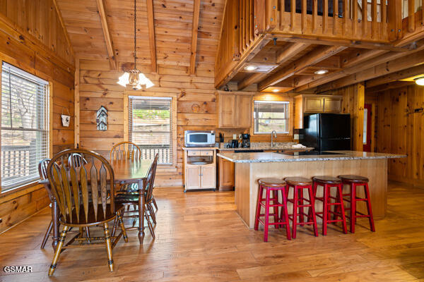 2415 N School House Gap Road Road