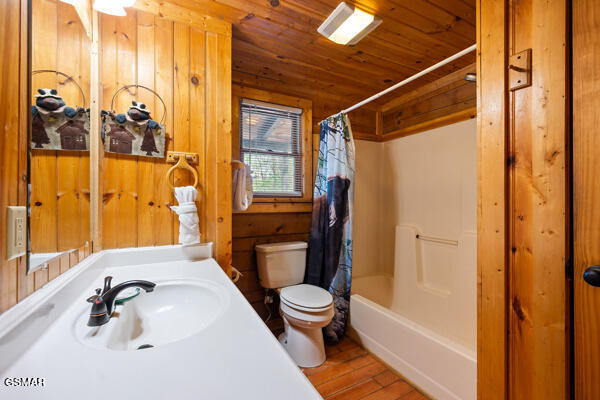 2415 N School House Gap Road Road