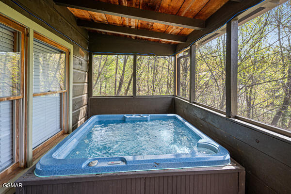 2415 N School House Gap Road Road