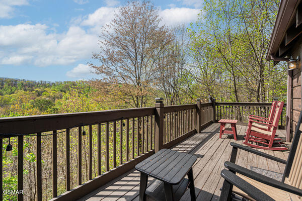 2415 N School House Gap Road Road