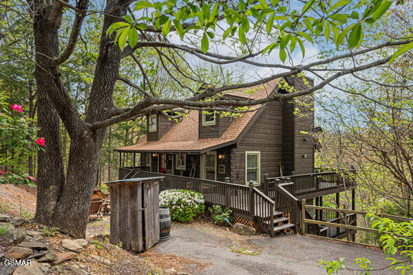 2415 N School House Gap Road Road