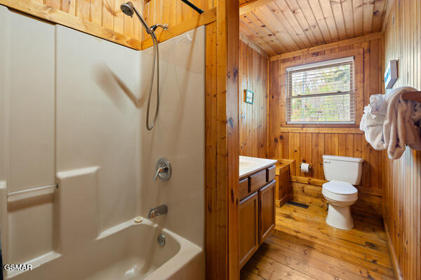 2415 N School House Gap Road Road