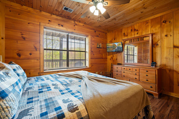 2415 N School House Gap Road Road