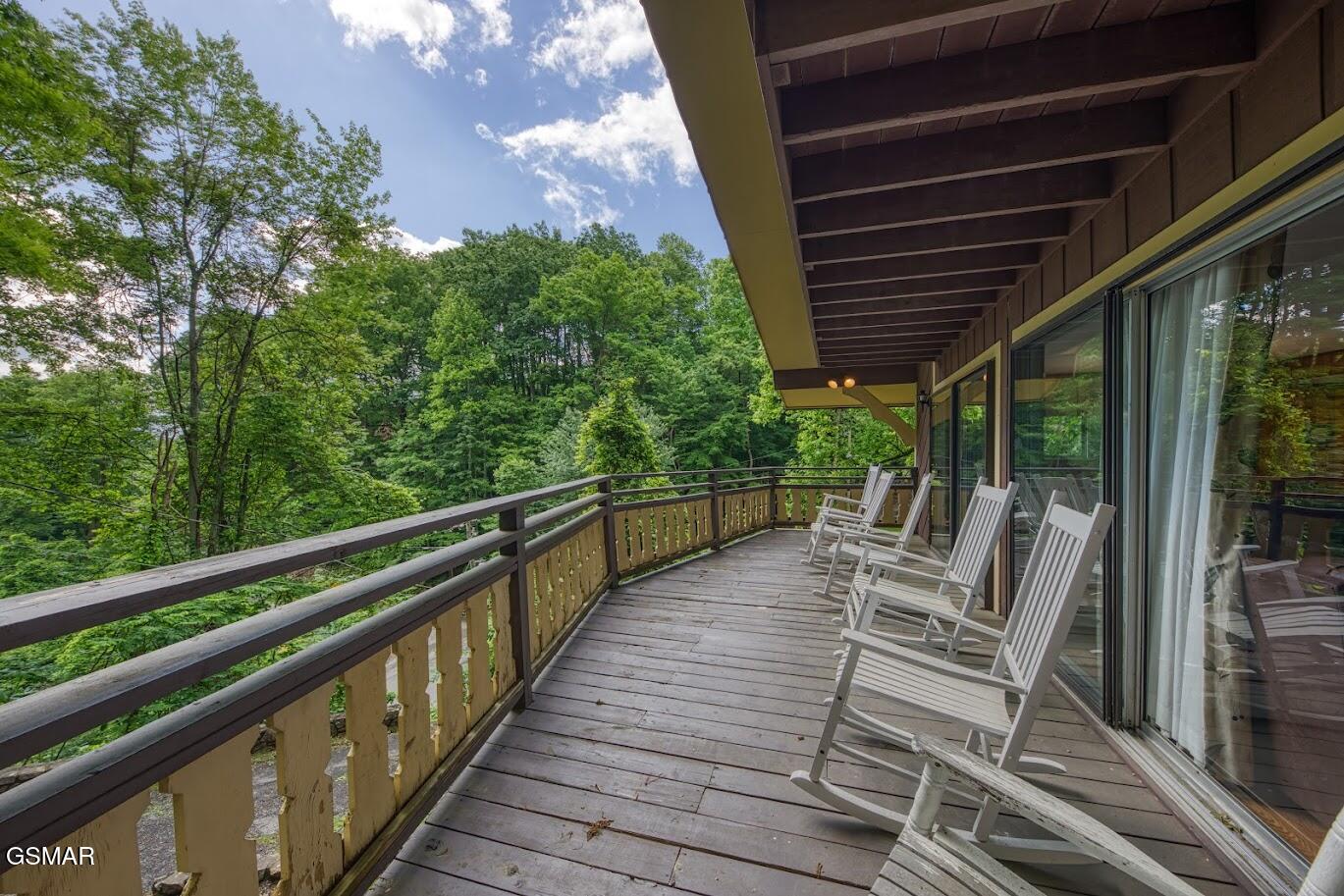2103 N Tamins Drive Drive