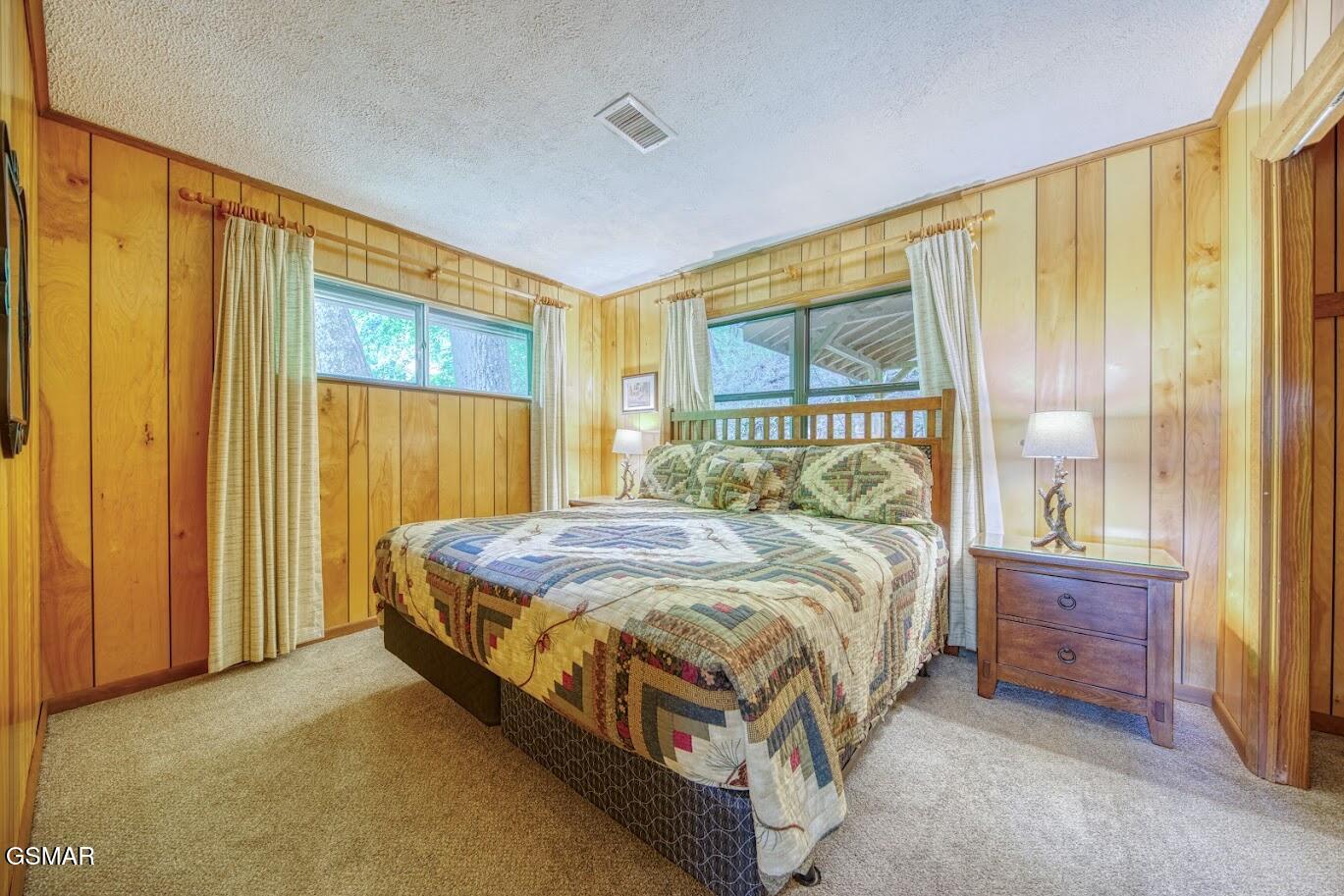 2103 N Tamins Drive Drive