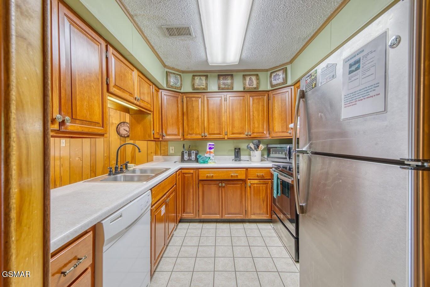 2103 N Tamins Drive Drive